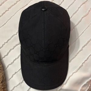 AUTHENTIC ✨ BLACK Gucci Black Designer Cap
